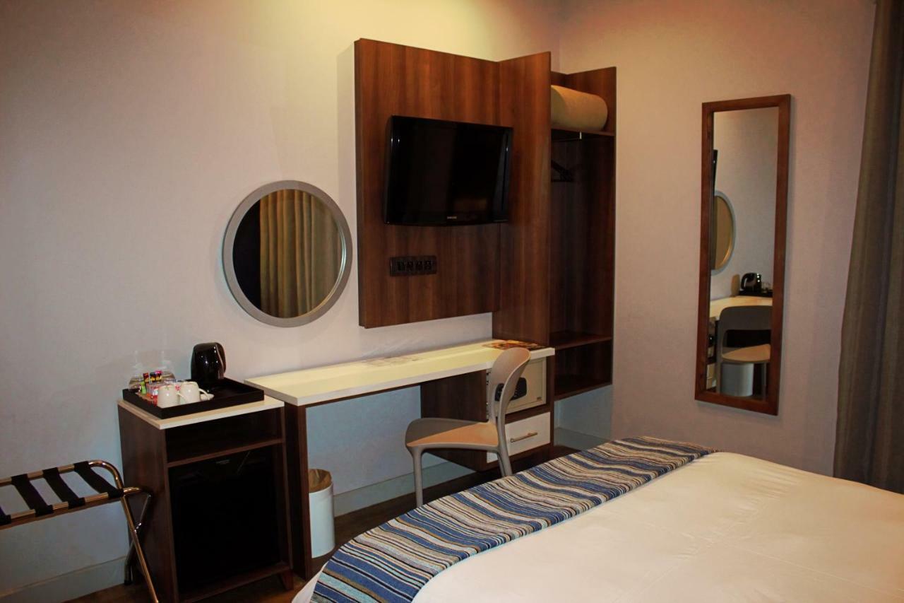 Aha Kathu Hotel Экстерьер фото